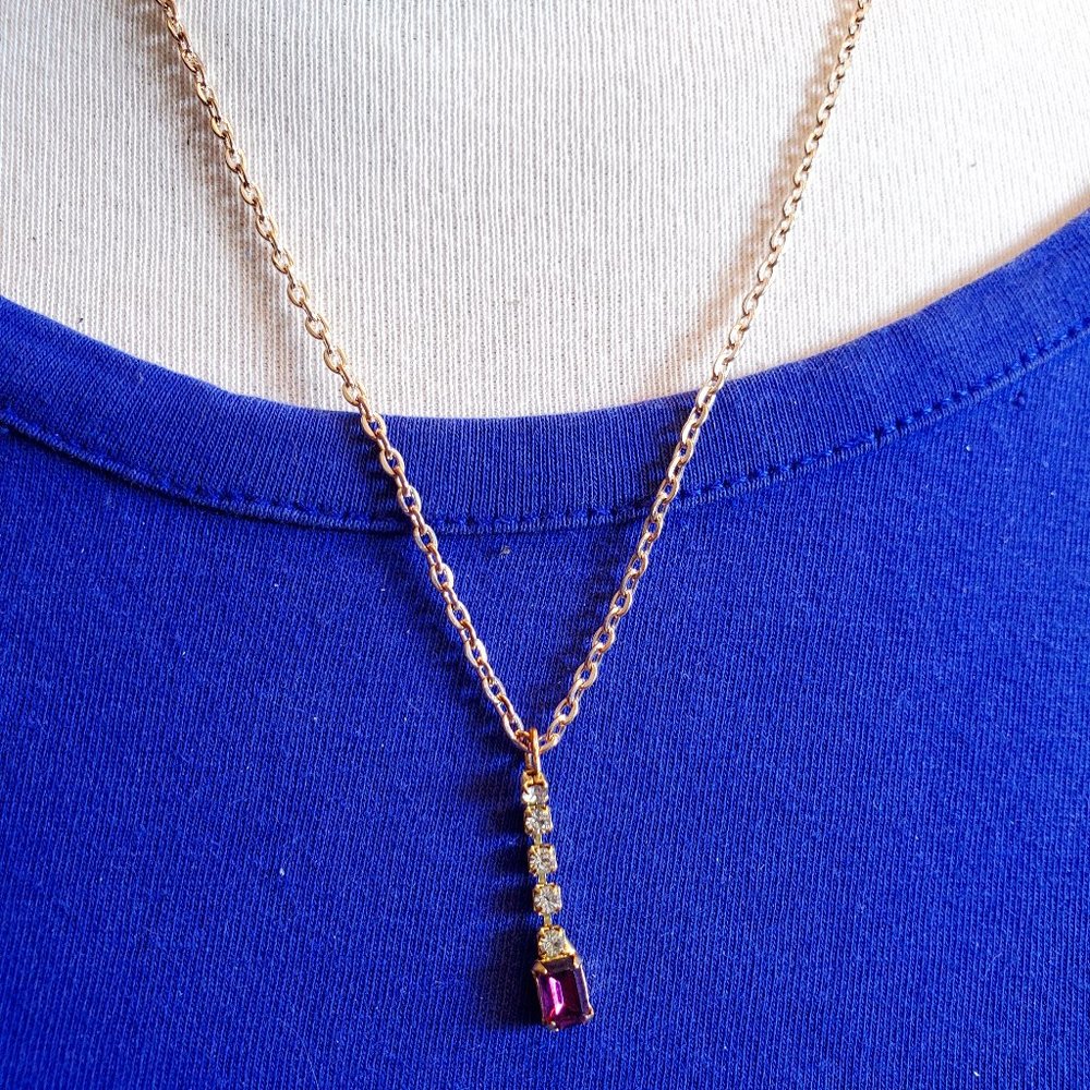 18" Gold Tone Rhinestone Drop Pendant Necklace NWT